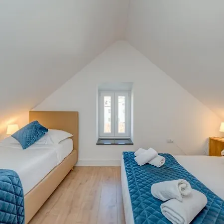Apartment Tiana Split